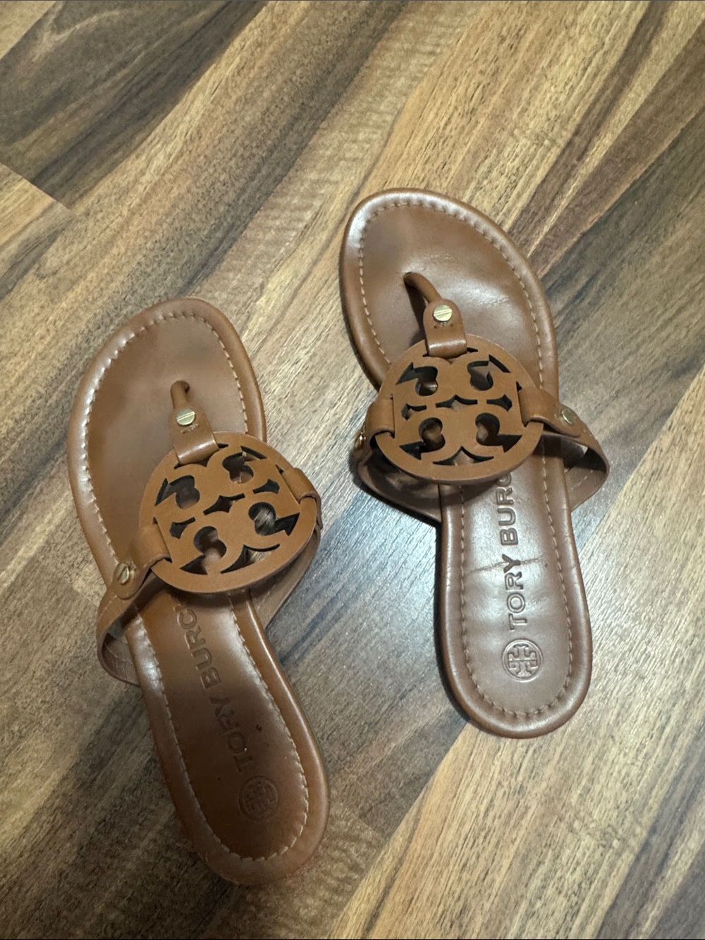 Tory Burch Miller Leather Toe-Loop Sandals in Brown - Picture 2 of 4